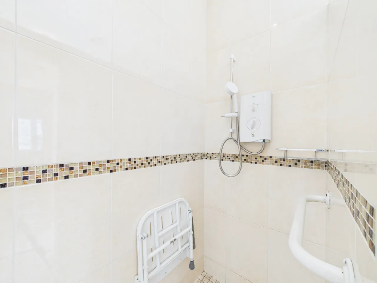 Photo of Riverside, Church Street, Scarriff, Co. Clare., V94 TX26