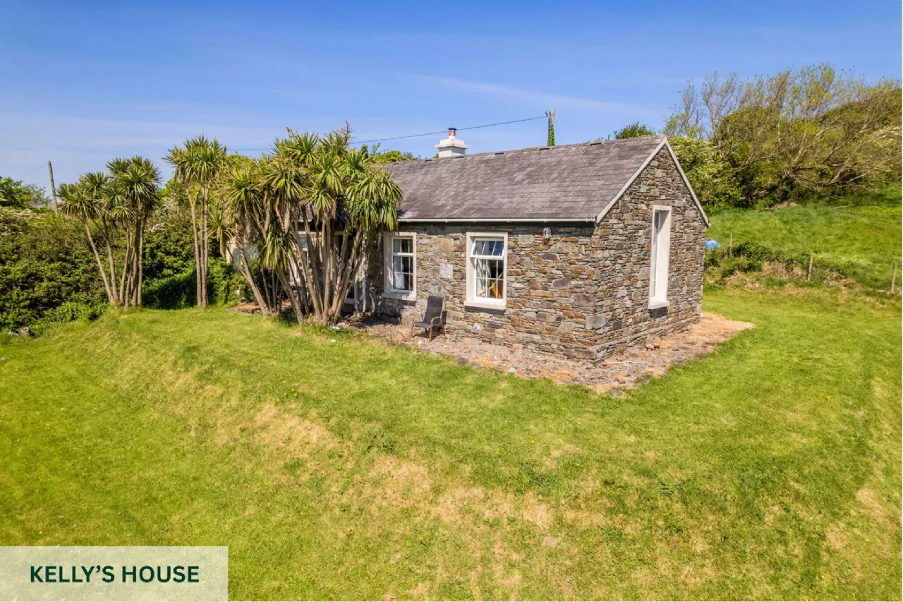 Photo of Whiddy Island, Bantry, Co. Cork, P75EF25