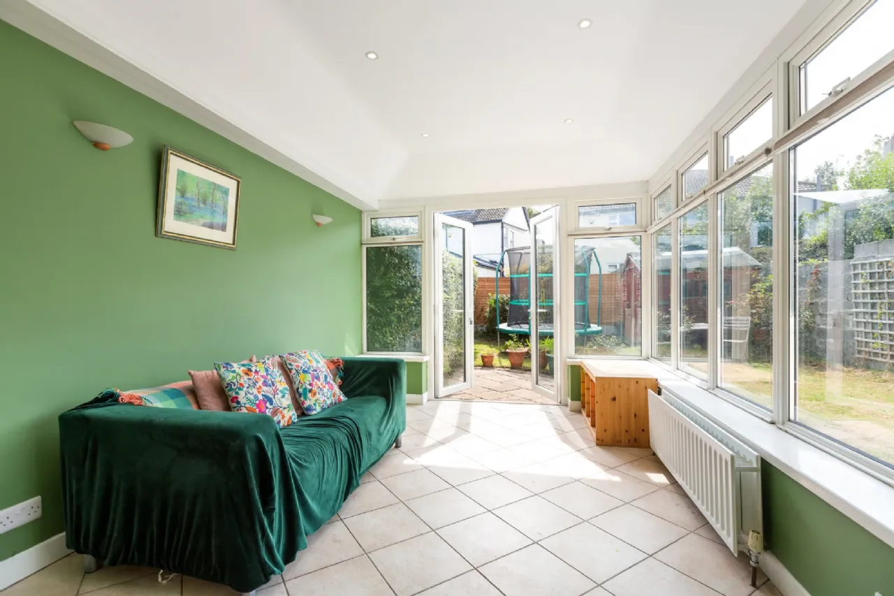 Photo of 30 The Crescent, Woodpark, Ballinteer, Dublin 16, D16 KW80