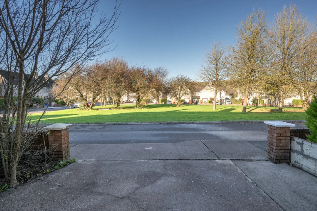 Photo of 12 Oak Avenue, Classes Lake, Ovens, Cork, P31K281