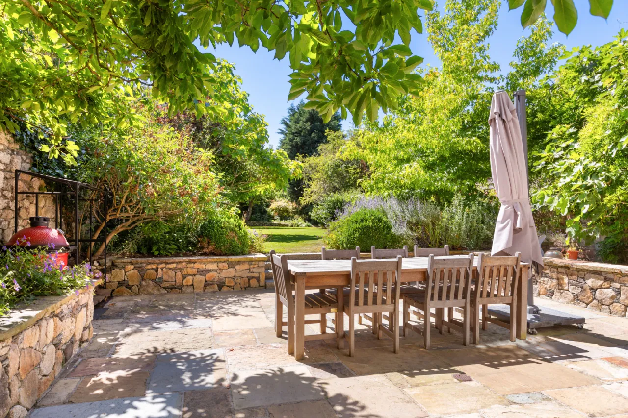 Photo of 3 St James Terrace, 6  Clonskeagh Road, Clonskeagh, Dublin 6