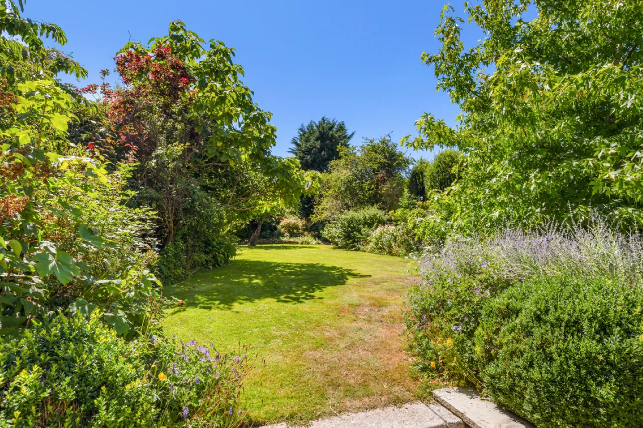 Photo of 3 St James Terrace, 6  Clonskeagh Road, Clonskeagh, Dublin 6