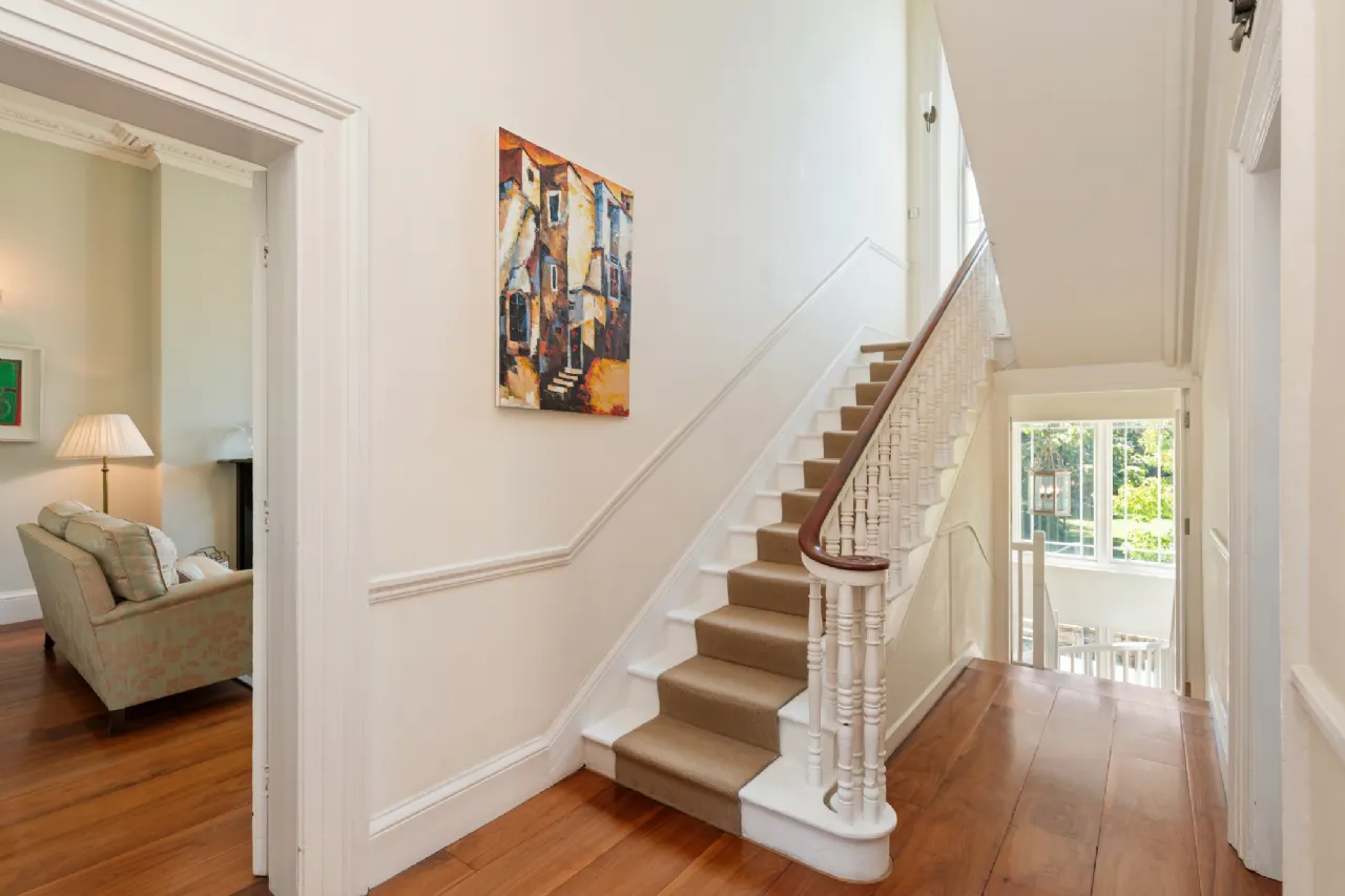 Photo of 3 St James Terrace, 6  Clonskeagh Road, Clonskeagh, Dublin 6