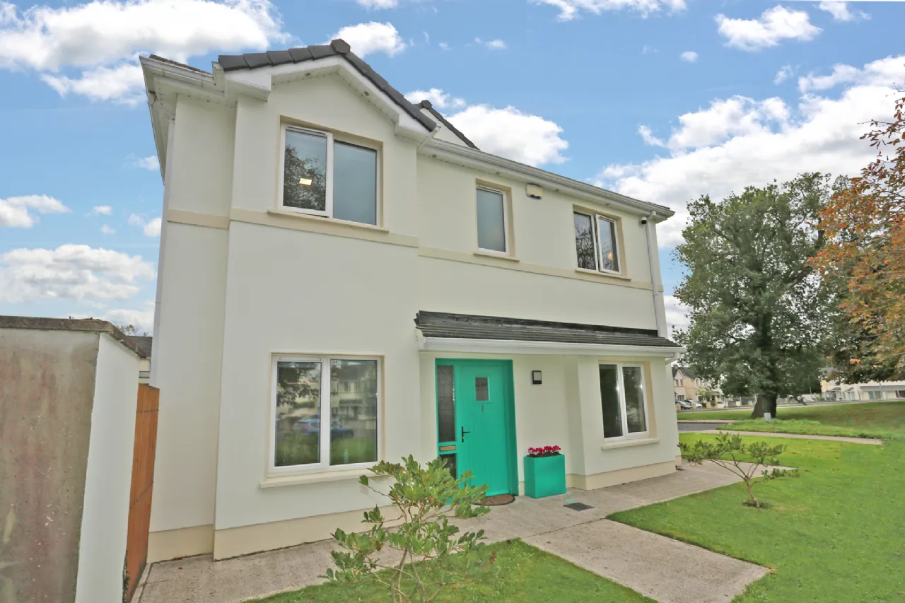 Photo of 1 Castlerock Avenue, Castlerock, Castleconnell, Co Limerick, V94PD6C