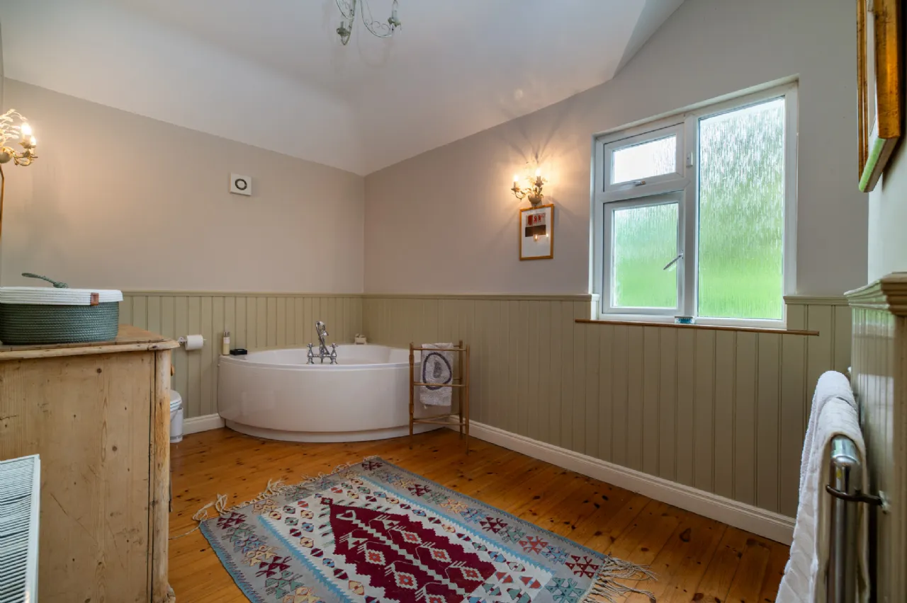 Photo of Ivy House, Loughkeen, Carrig, Birr, Co Offaly, R42 YA25