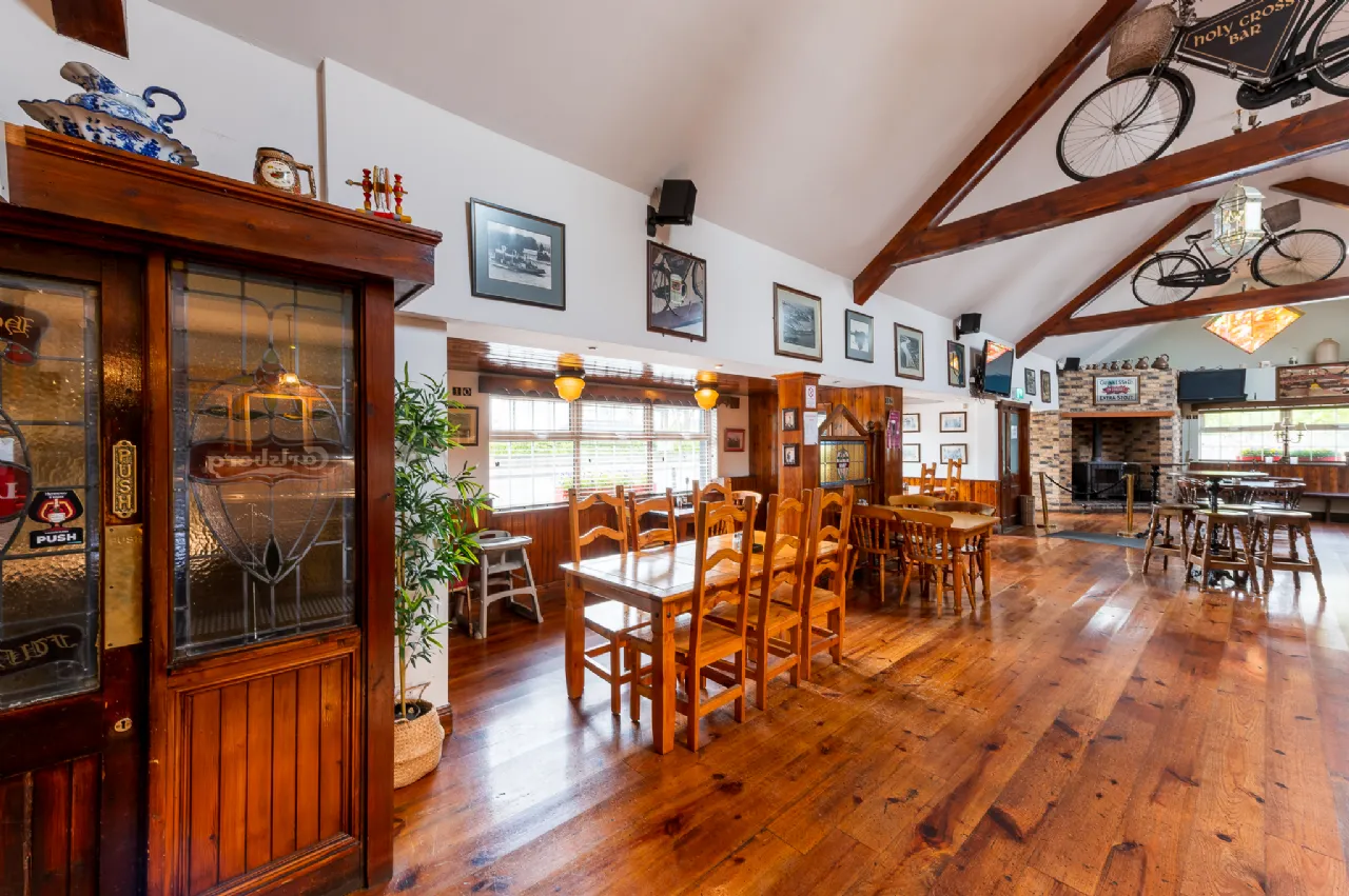 Photo of The Holy Cross Bar & Restaurant, Holycross, Butlerstown, Waterford City, X91HX93