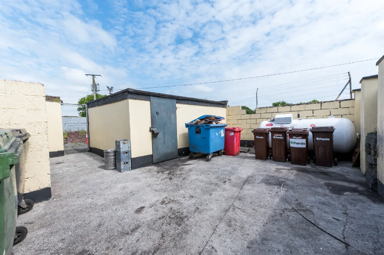 Photo of The Holy Cross Bar & Restaurant, Holycross, Butlerstown, Waterford City, X91HX93