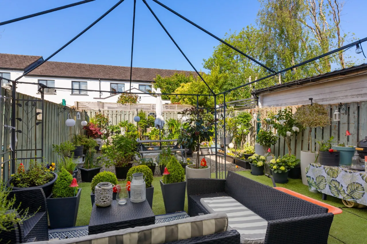 Photo of 17 Hunters Court, Hunterswood, Ballycullen, Dublin 24, D24 X8H1