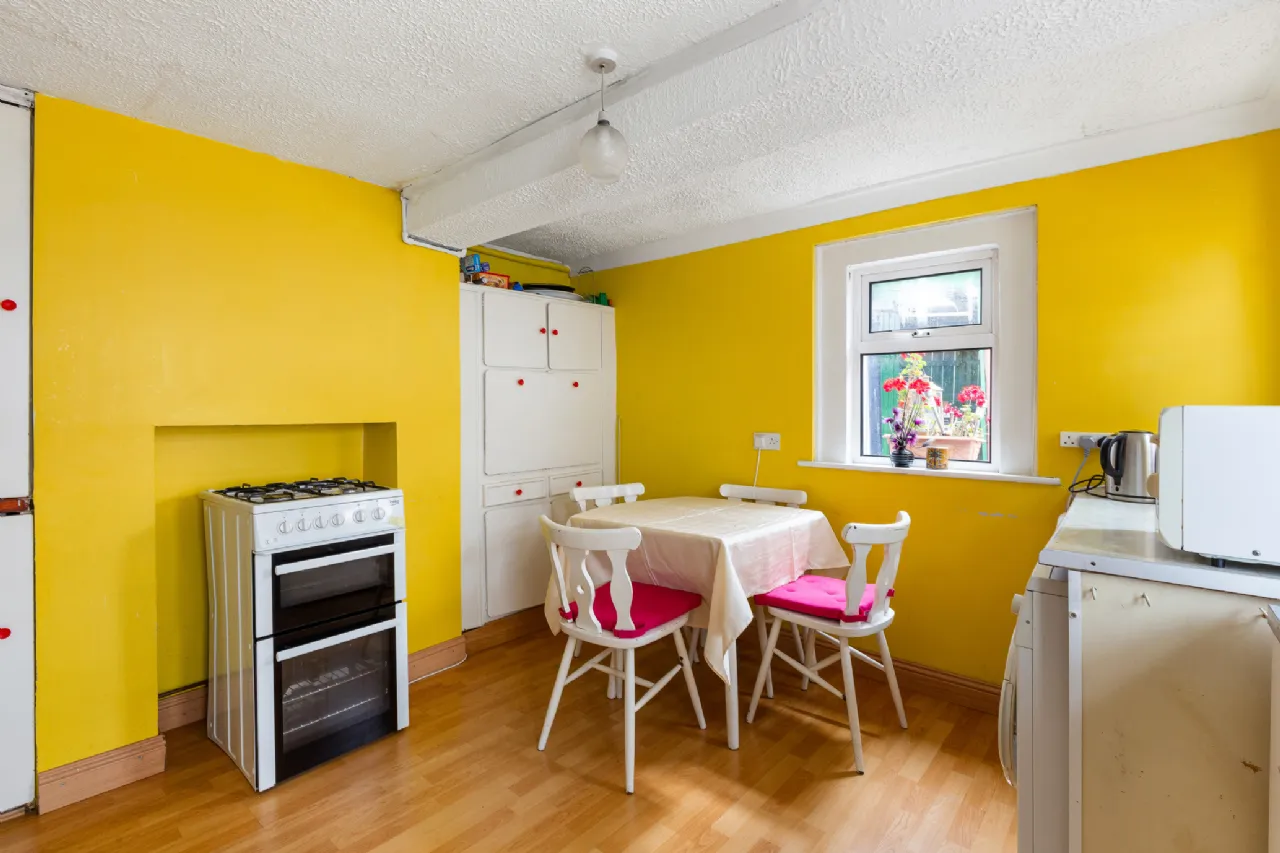 Photo of 12 St David's Terrace, Blackhorse Avenue, Dublin 7, D07 V2C0