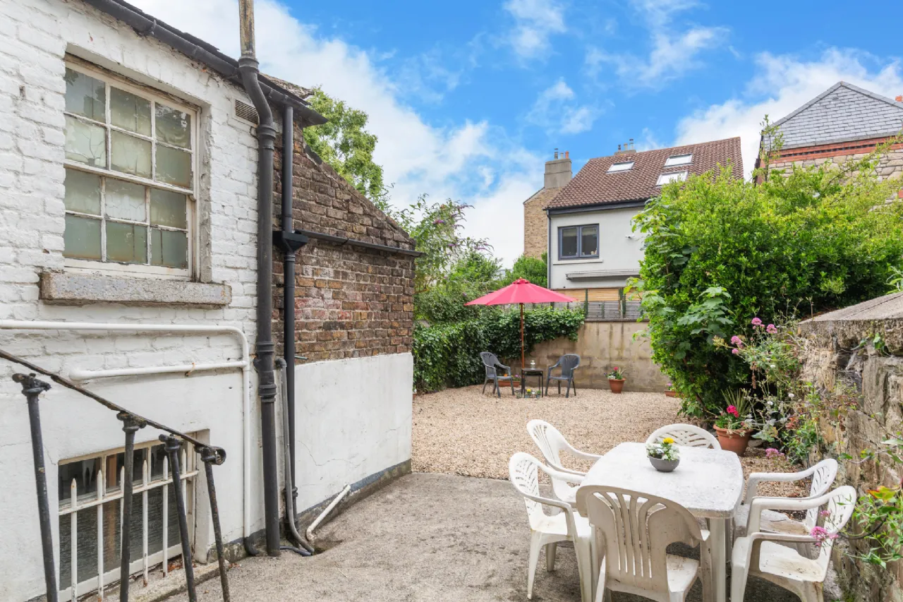 Photo of 77 Leeson Street Upper, Dublin 4, D04 E6P3