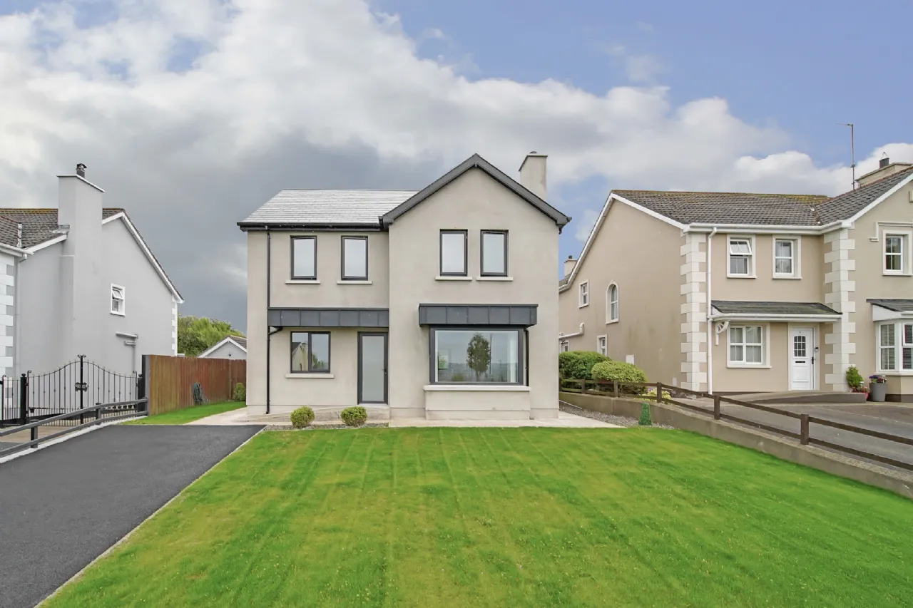 Photo of 16 Oakwood Park, Lismonaghan, Letterkenny, Co. Donegal, F92A6W4
