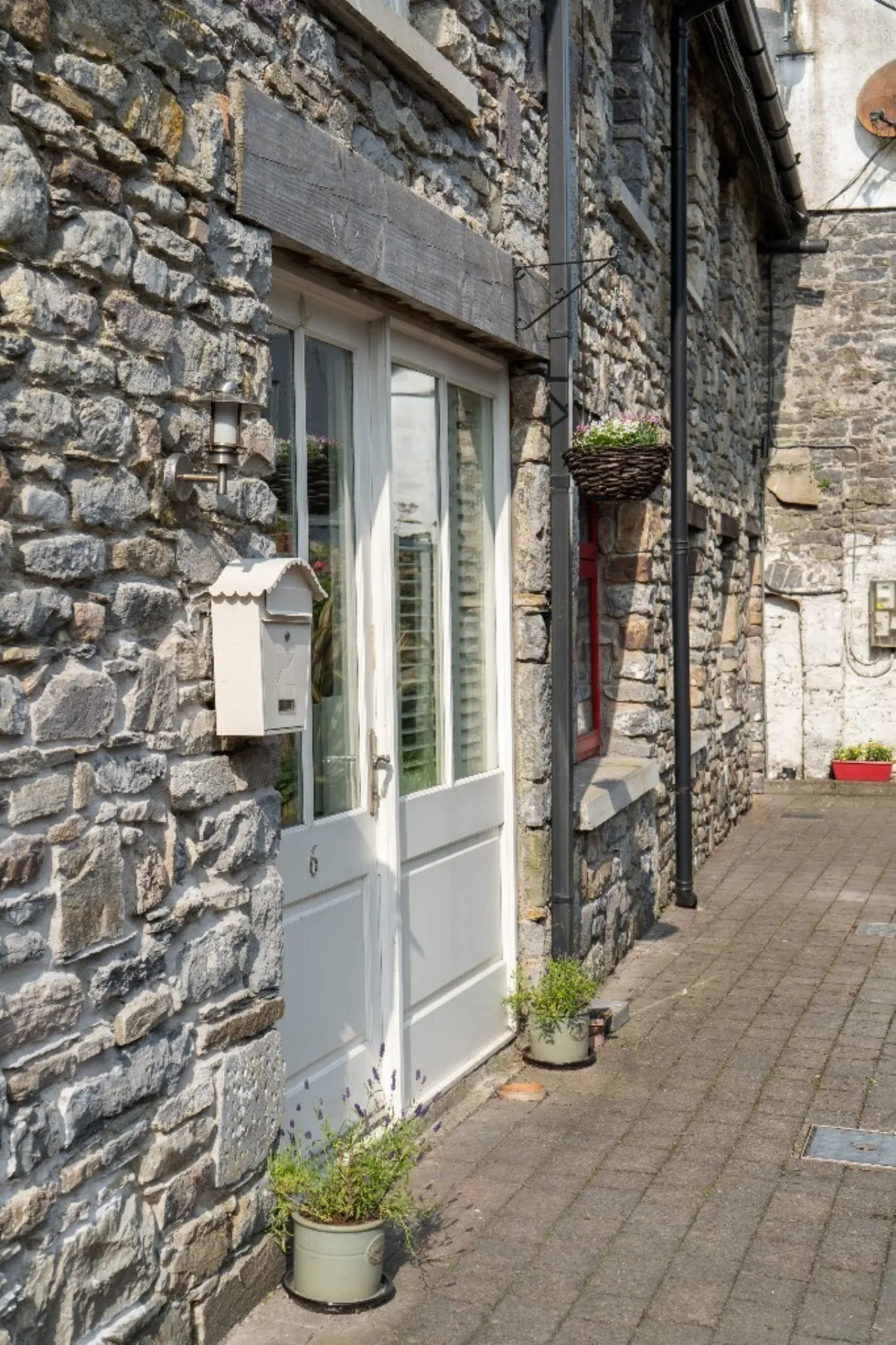 Photo of 6 The Tannery, Lady's Well Street, Thomastown, Co Kilkenny, R95 W3V7