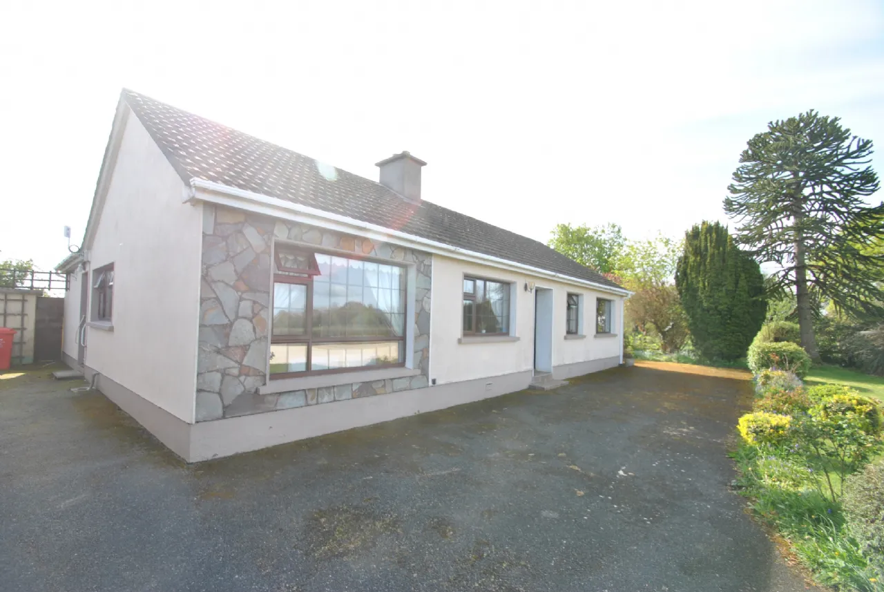 Photo of Mount Heaton, Roscrea, Co. Offaly, E53 TK50
