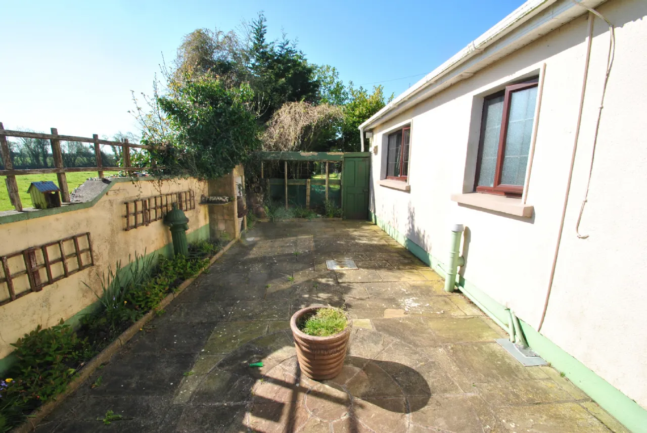 Photo of Mount Heaton, Roscrea, Co. Offaly, E53 TK50