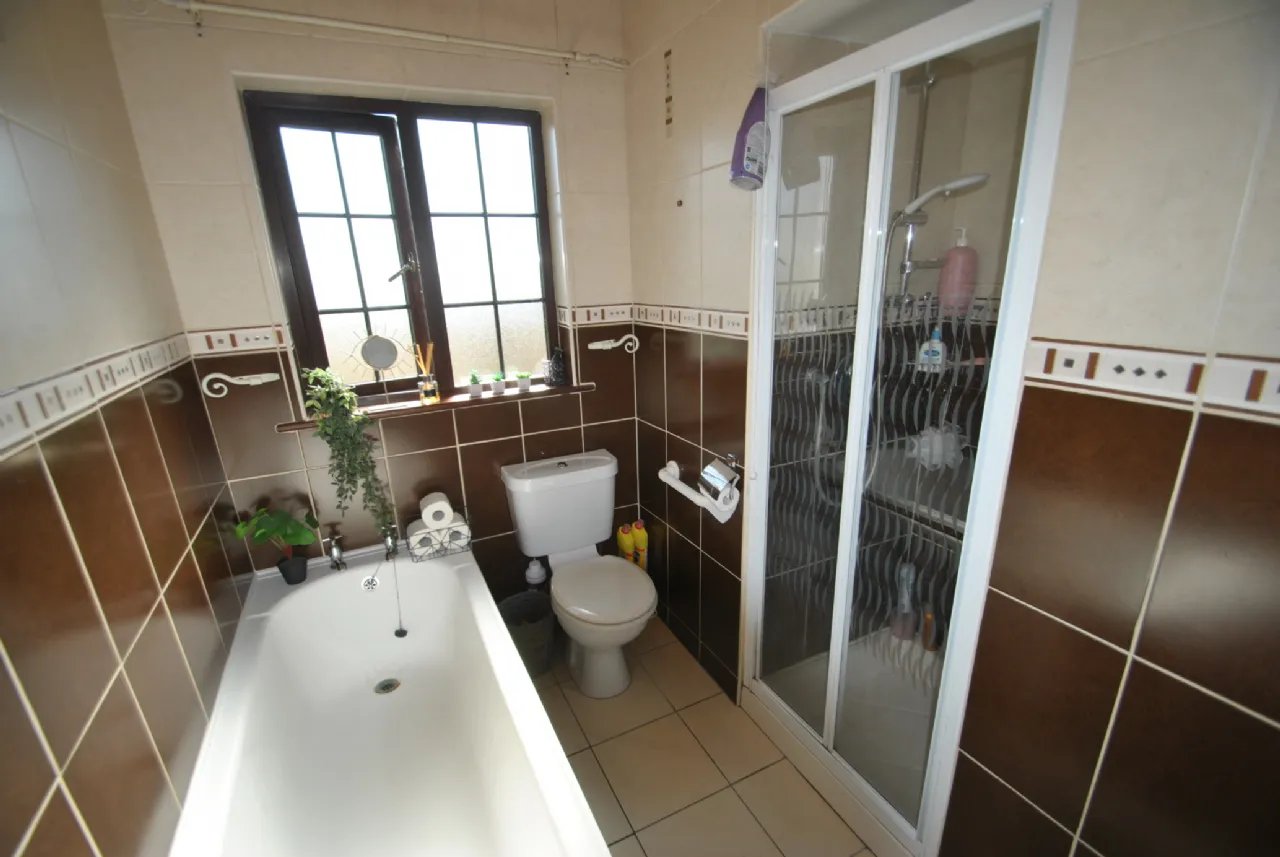 Photo of Mount Heaton, Roscrea, Co. Offaly, E53 TK50