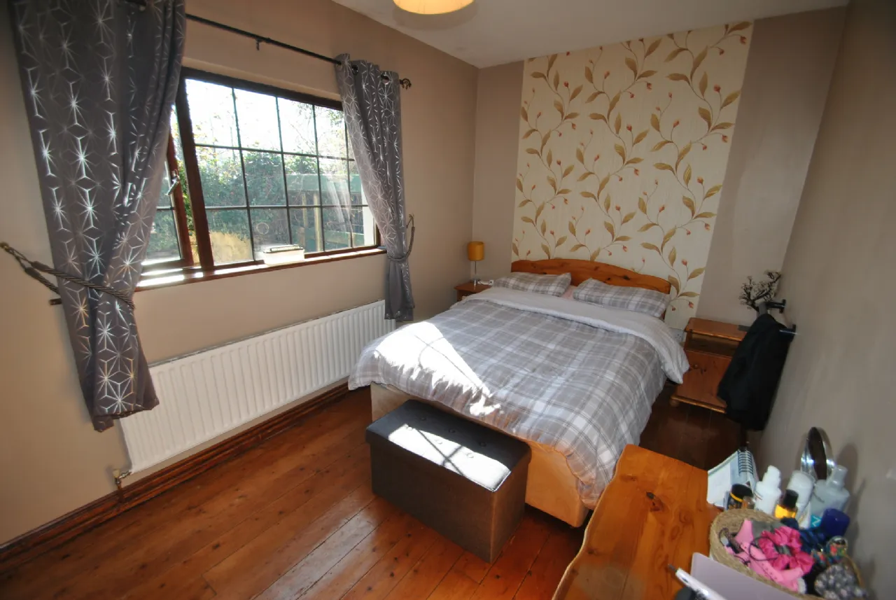 Photo of Mount Heaton, Roscrea, Co. Offaly, E53 TK50