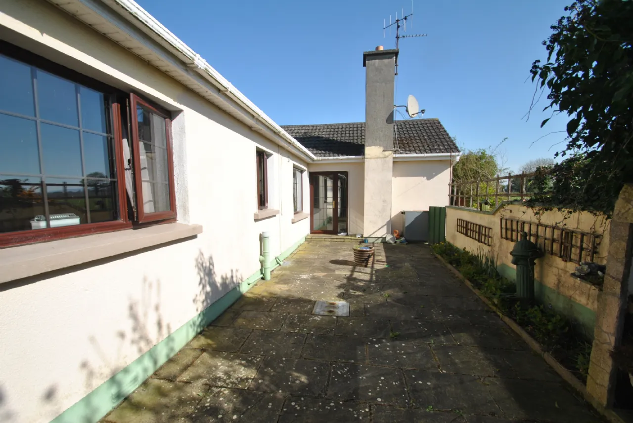 Photo of Mount Heaton, Roscrea, Co. Offaly, E53 TK50