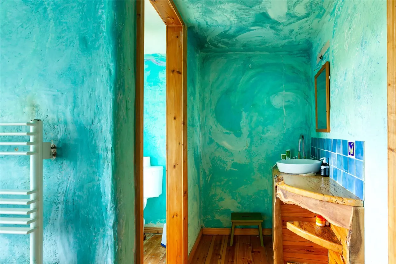 Photo of Honeycomb and Honeypot Annex, Derryduff More, Coomhola, Bantry, Co. Cork, P75WD52