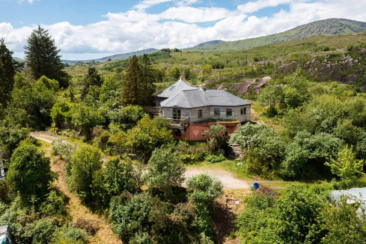 Photo of Honeycomb and Honeypot Annex, Derryduff More, Coomhola, Bantry, Co. Cork, P75WD52