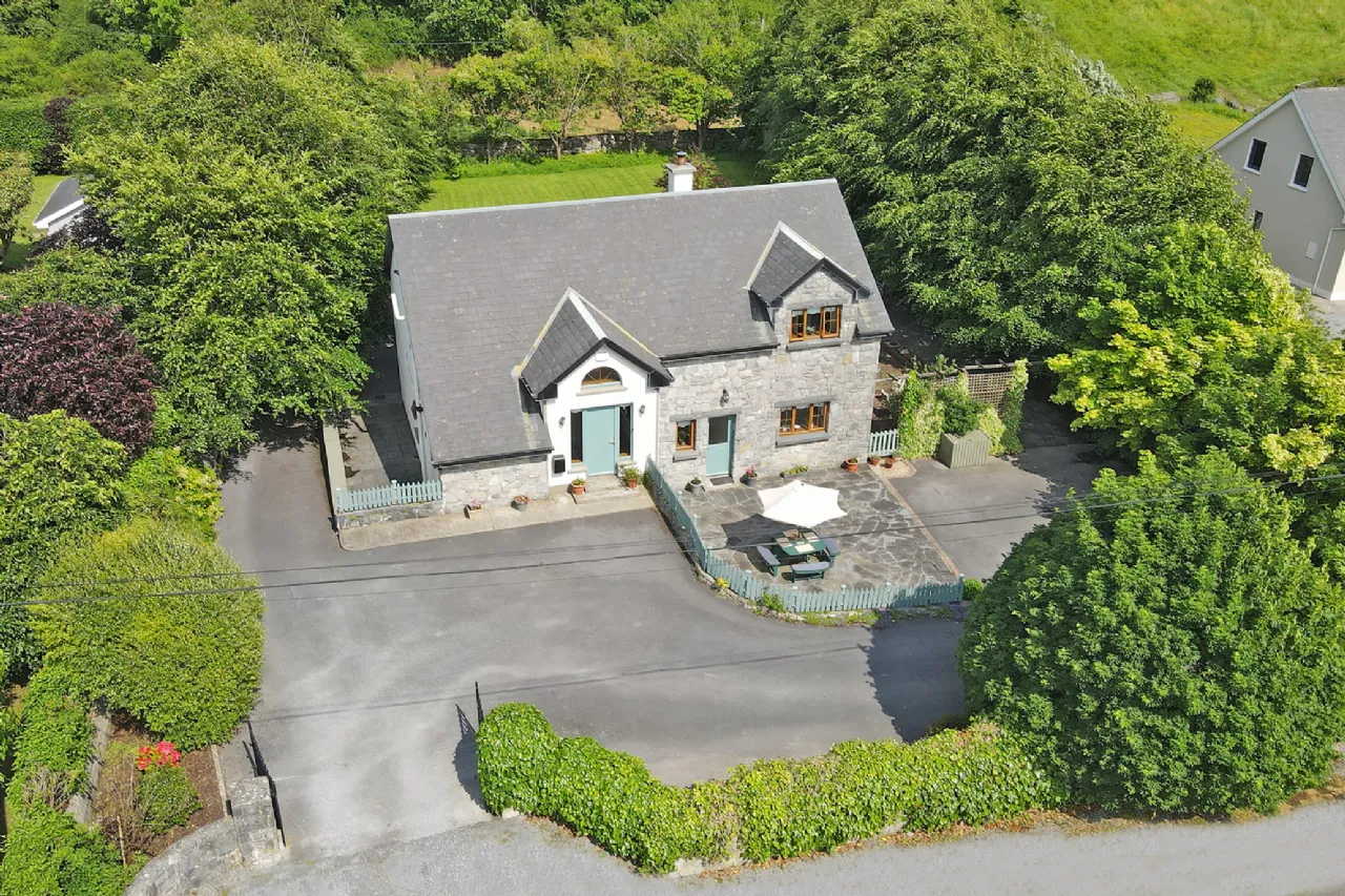 Photo of Ard Cloch, Reaskaun, Larchill, Ennis, Co Clare, V95 EDE2