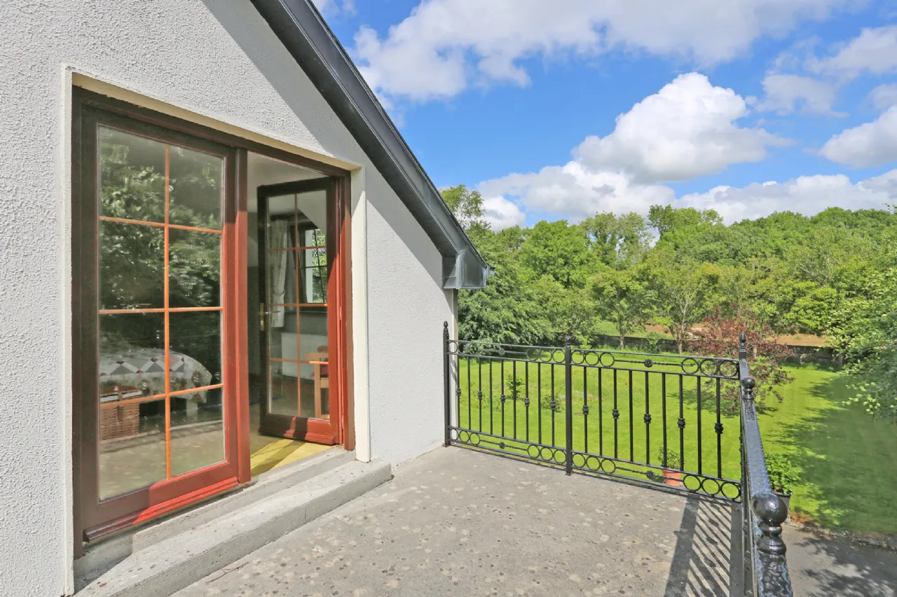 Photo of Ard Cloch, Reaskaun, Larchill, Ennis, Co Clare, V95 EDE2