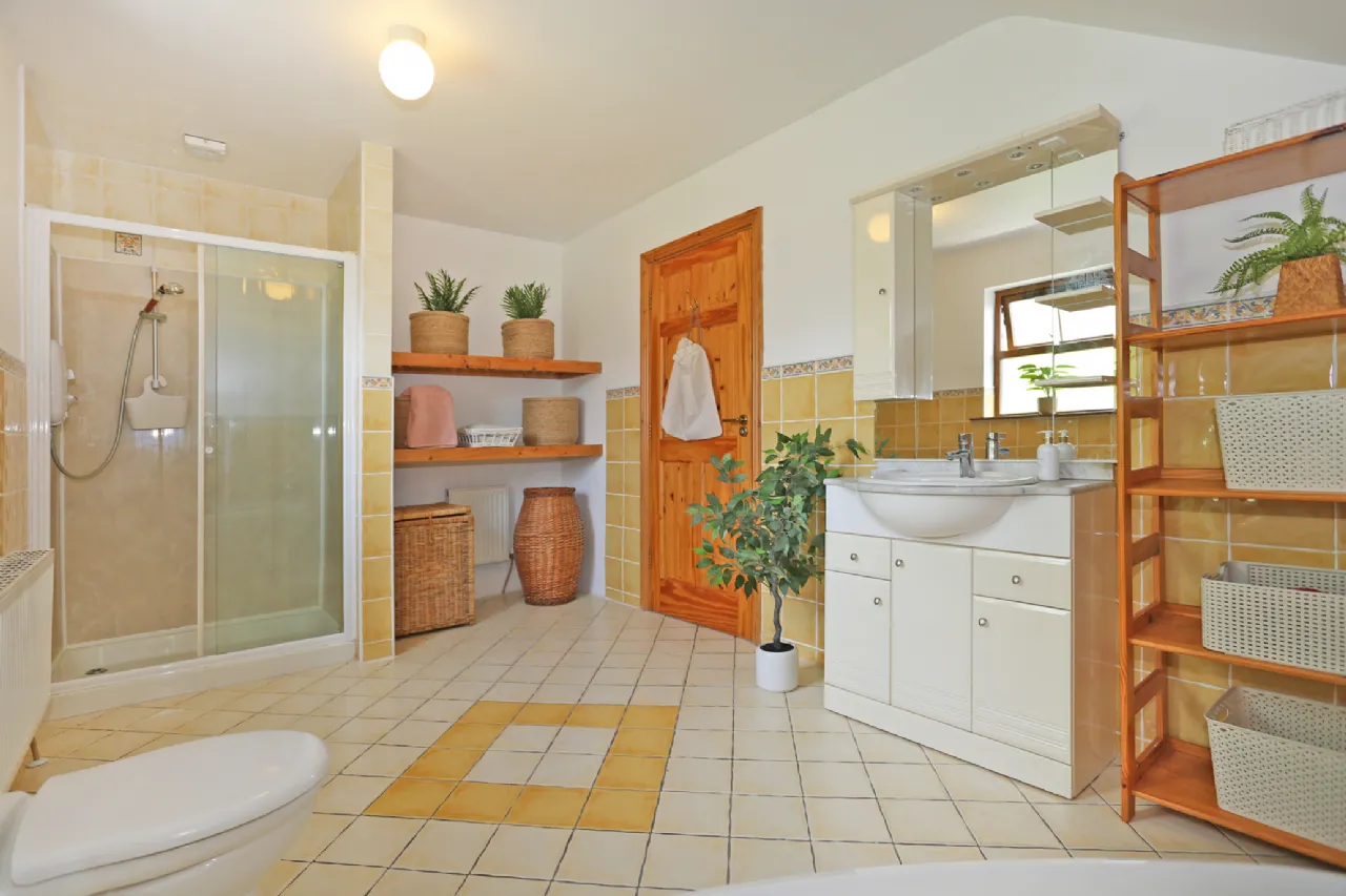 Photo of Ard Cloch, Reaskaun, Larchill, Ennis, Co Clare, V95 EDE2