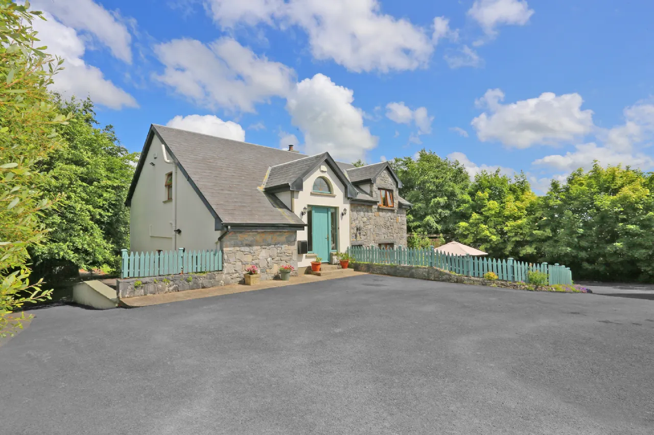 Photo of Ard Cloch, Reaskaun, Larchill, Ennis, Co Clare, V95 EDE2