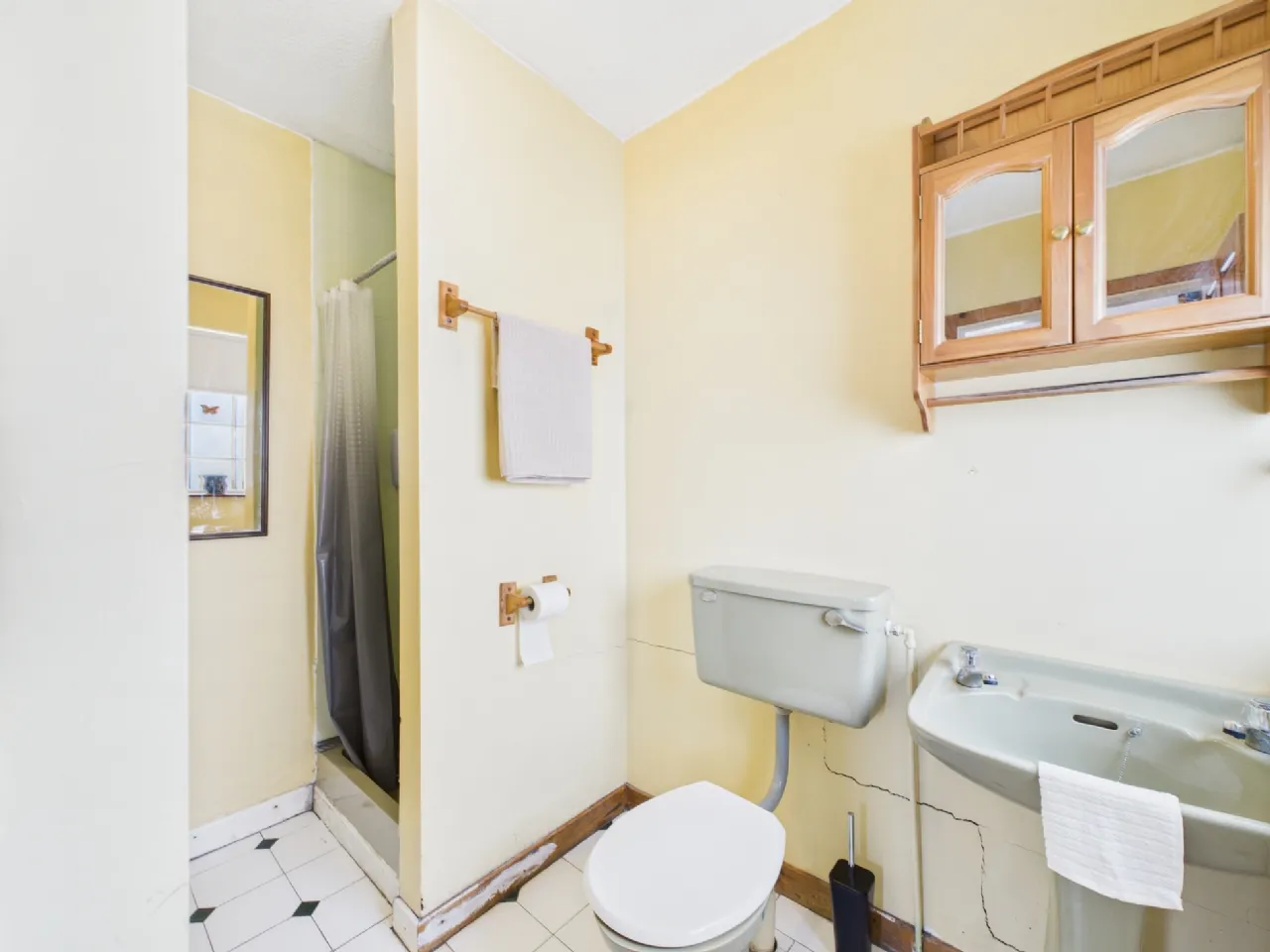 Photo of 16 Castlefield, Kilkee, Co. Clare, V15 K351