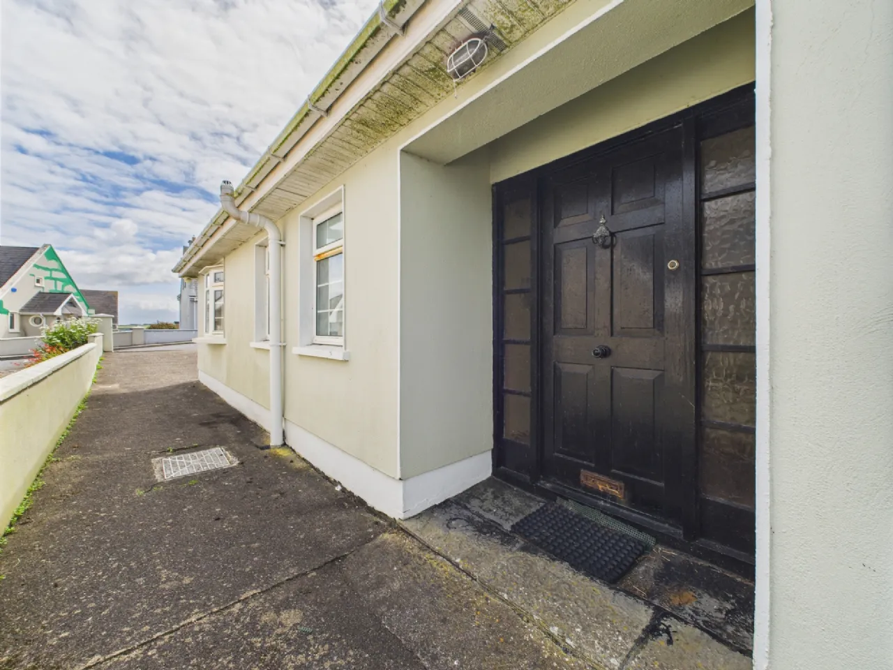 Photo of 16 Castlefield, Kilkee, Co. Clare, V15 K351