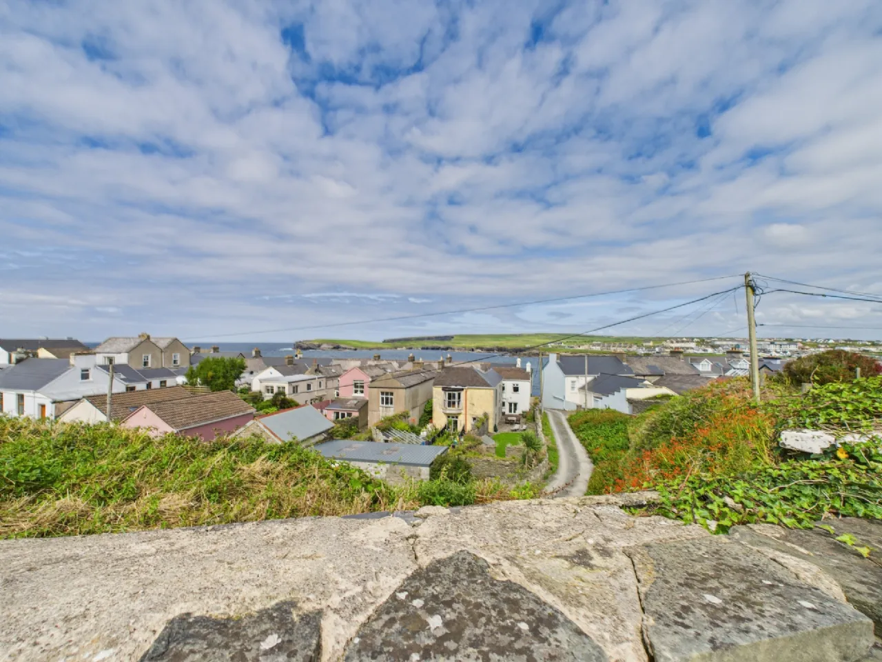 Photo of 16 Castlefield, Kilkee, Co. Clare, V15 K351