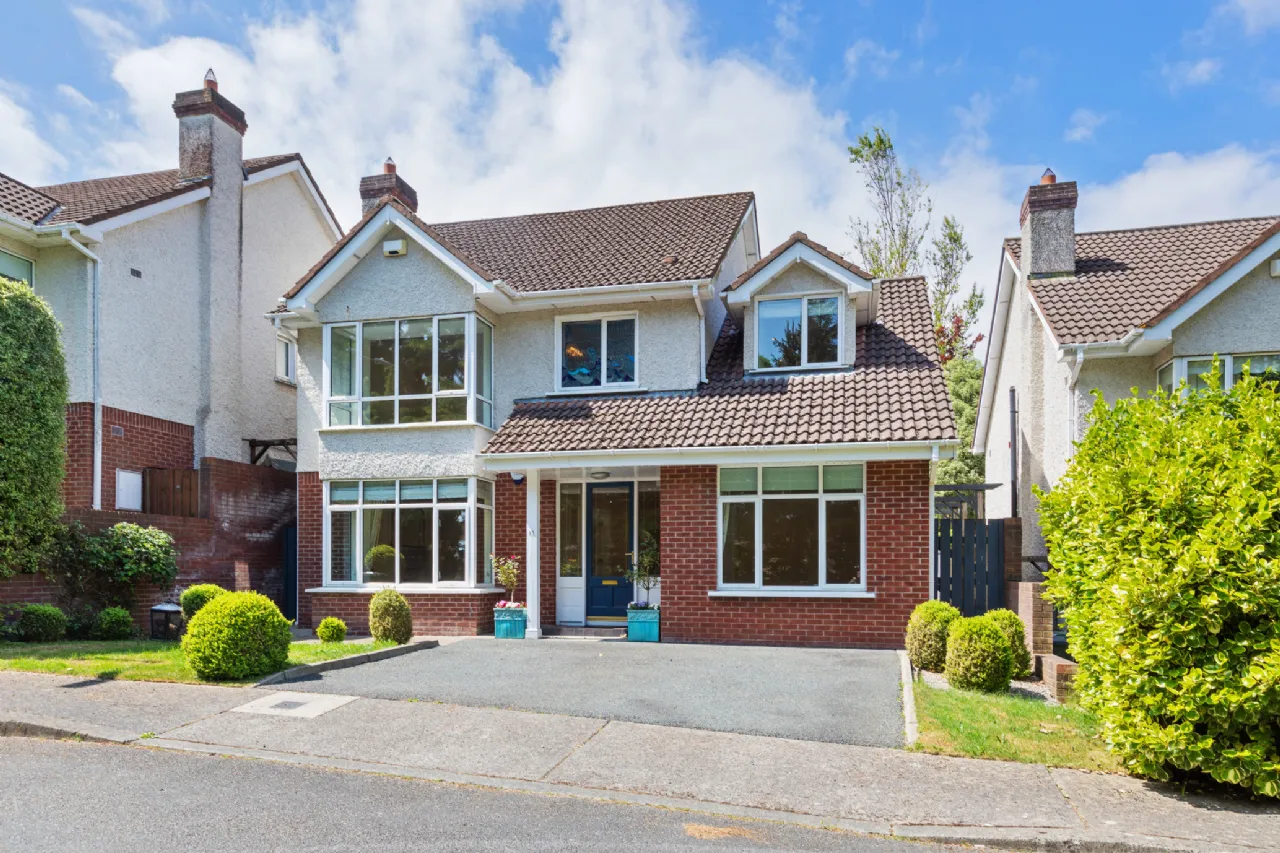 Photo of 13 Holmwood, Cabinteely, Dubin 18, D18 XV63