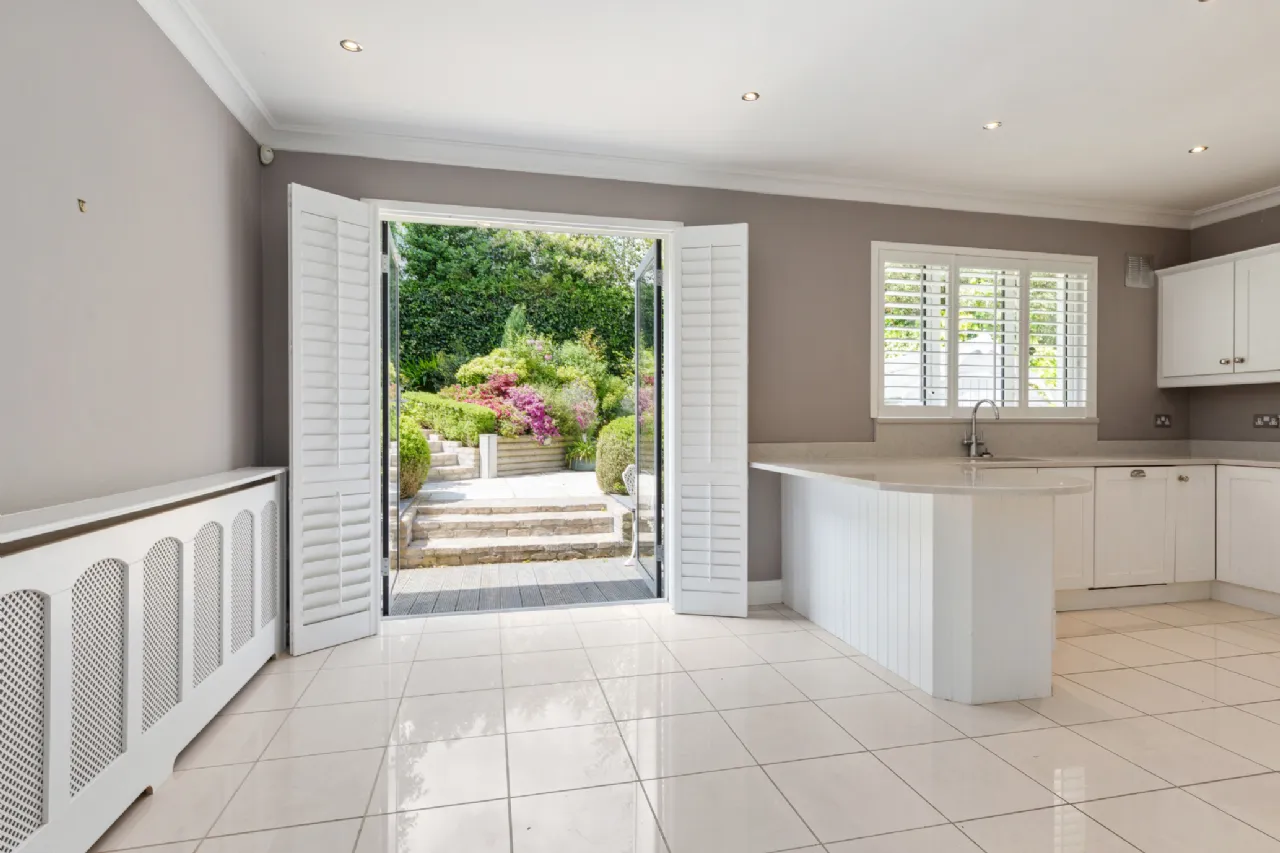 Photo of 13 Holmwood, Cabinteely, Dubin 18, D18 XV63