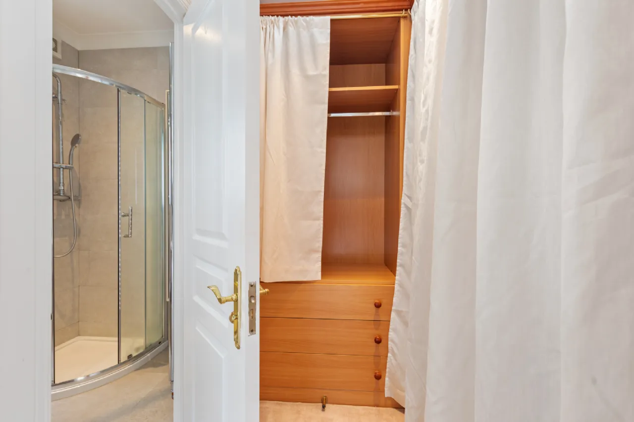 Photo of 13 Holmwood, Cabinteely, Dubin 18, D18 XV63