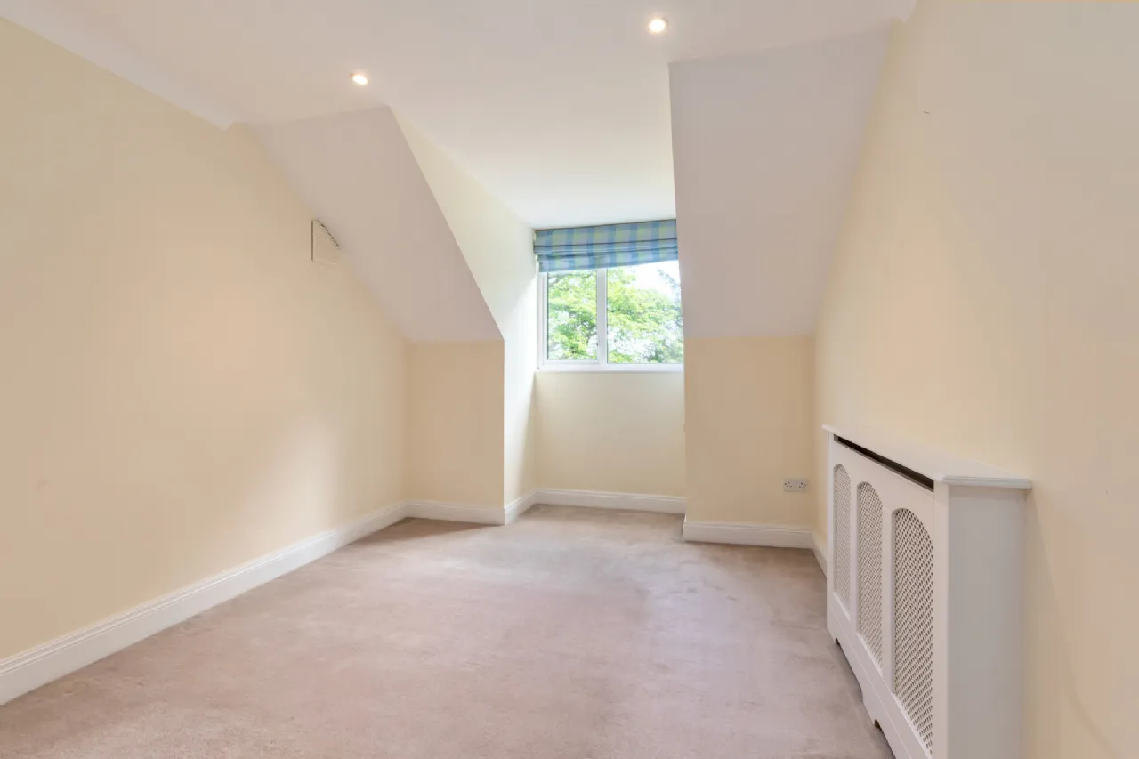 Photo of 13 Holmwood, Cabinteely, Dubin 18, D18 XV63