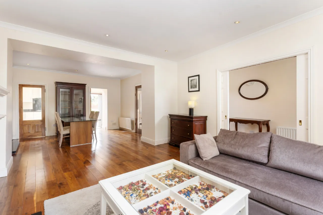 Photo of 1 Floraville, Brookvale Road, Donnybrook, Dublin 4, D04 W3V5