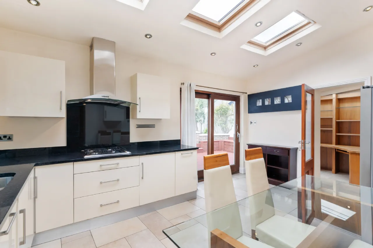 Photo of 1 Floraville, Brookvale Road, Donnybrook, Dublin 4, D04 W3V5