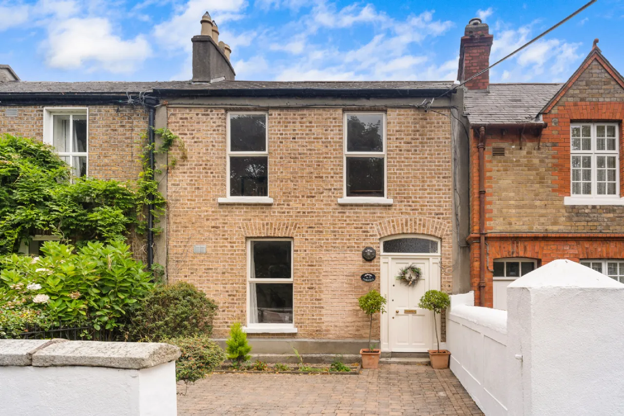 Photo of 1 Floraville, Brookvale Road, Donnybrook, Dublin 4, D04 W3V5