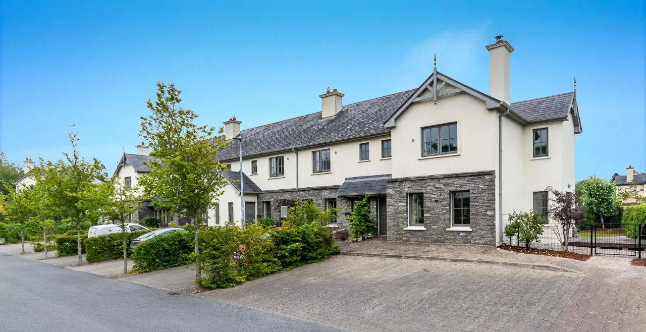 Photo of 19 Oakwood Manor, Kenmare, Co Kerry, V93 D294