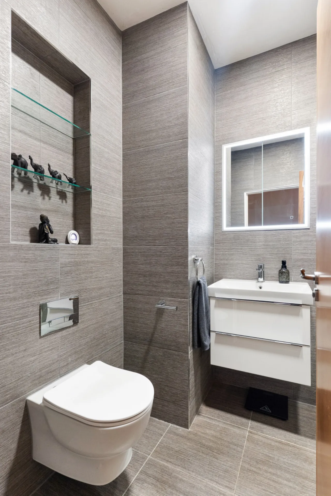 Photo of 31 The Oval, Tullyvale, Cabinteely, Dublin 18, D18 AD65