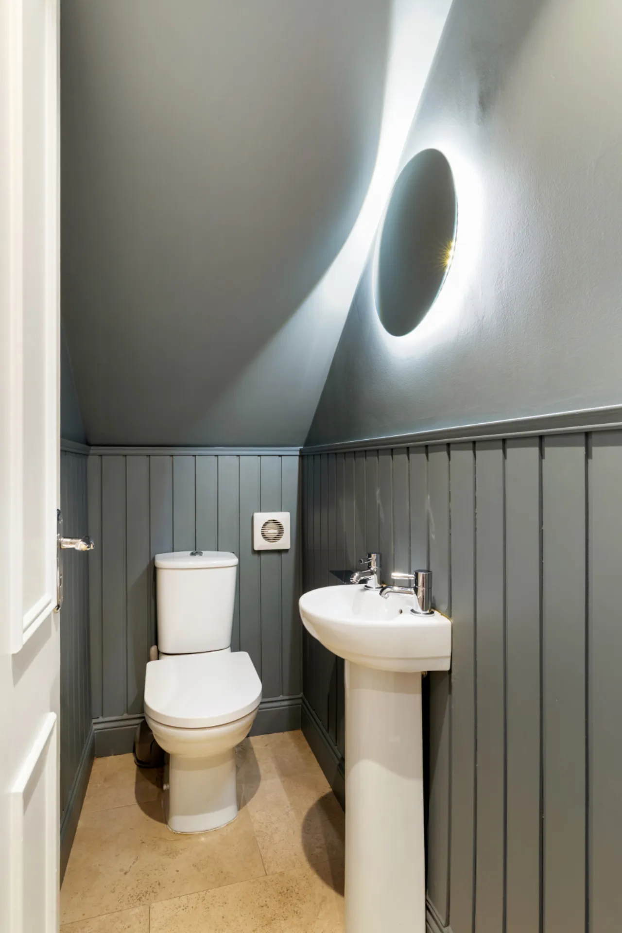 Photo of 1 Bloomfield Avenue, Portobello, Dublin 8, D08 T6H3