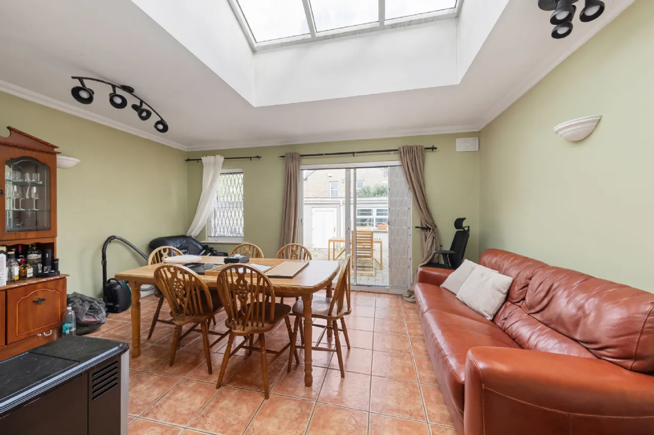 Photo of 1 Merton Avenue, South Circular Road, Dublin 8, D08 E7C5
