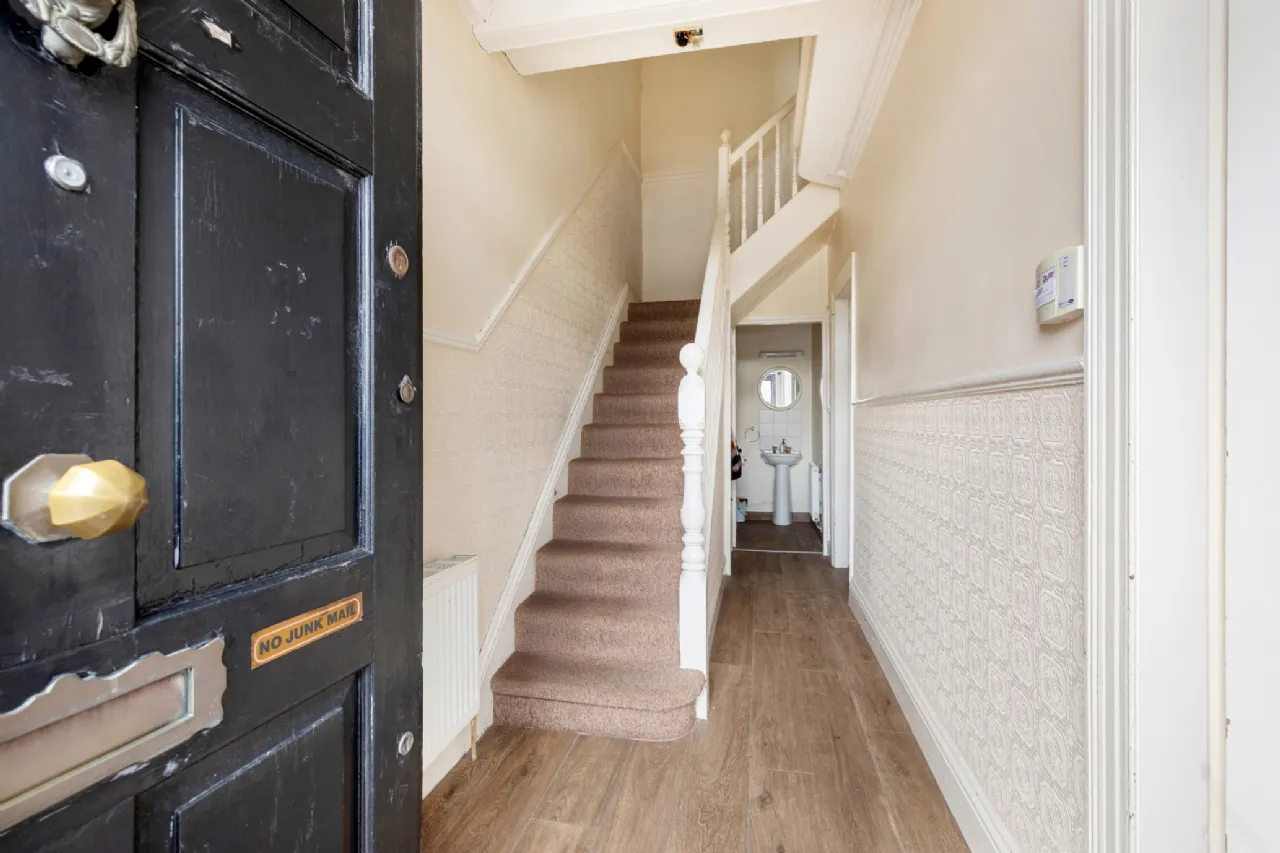 Photo of 1 Merton Avenue, South Circular Road, Dublin 8, D08 E7C5