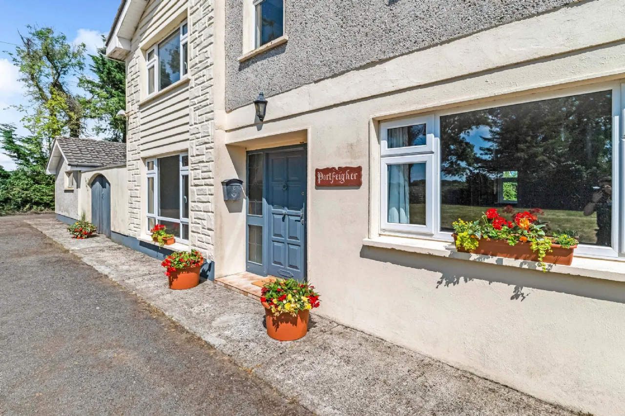 Photo of House On 4.6 Acres & Outbuilding, Carnisle, Kildalkey, Co Meath, C15R902
