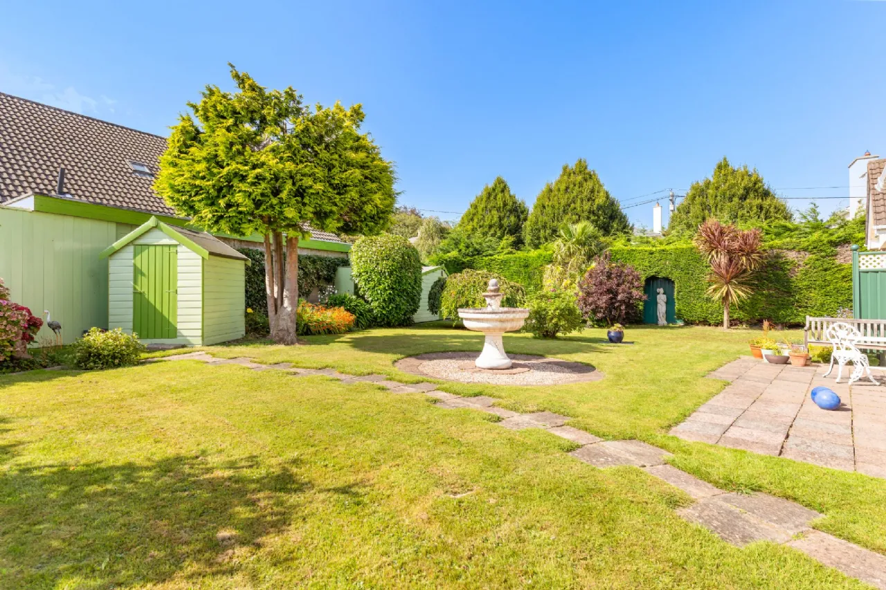 Photo of Lough Bawn, Newtownpark Avenue, Blackrock, Co. Dublin, A94 C3V5