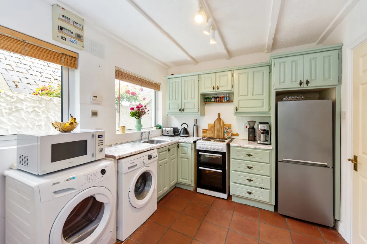 Photo of Glenview, Castleview, Ballyogan Grove, Carrickmines, Dublin 18, D18 Y542