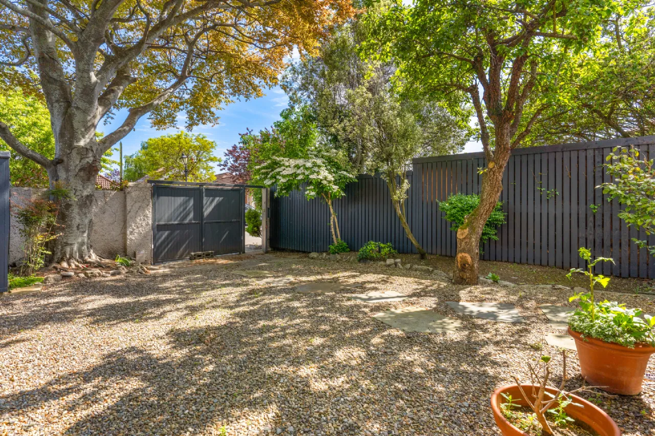 Photo of 102A Shrewsbury, Shrewsbury Park, Ballsbridge, Dublin 4, D04 AA55