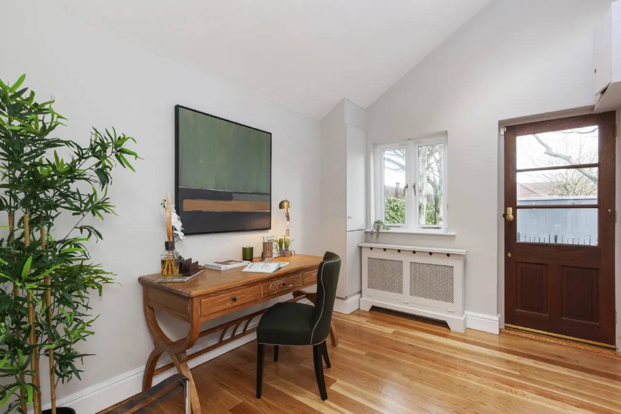 Photo of 102A Shrewsbury, Shrewsbury Park, Ballsbridge, Dublin 4, D04 AA55