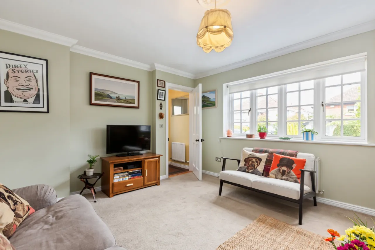 Photo of 38 Ballinteer Gardens, Ballinteer, Dublin 16, D16 P827