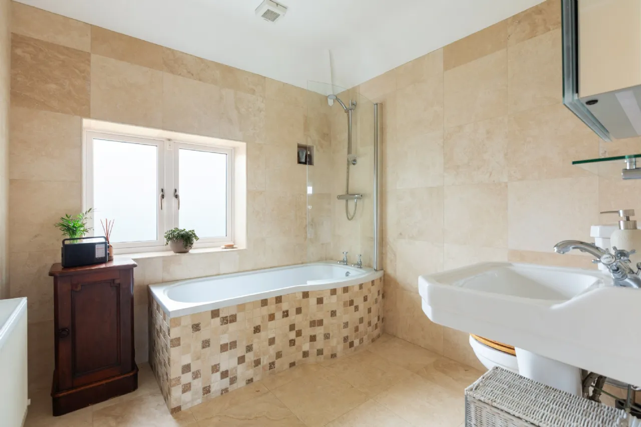 Photo of 38 Ballinteer Gardens, Ballinteer, Dublin 16, D16 P827