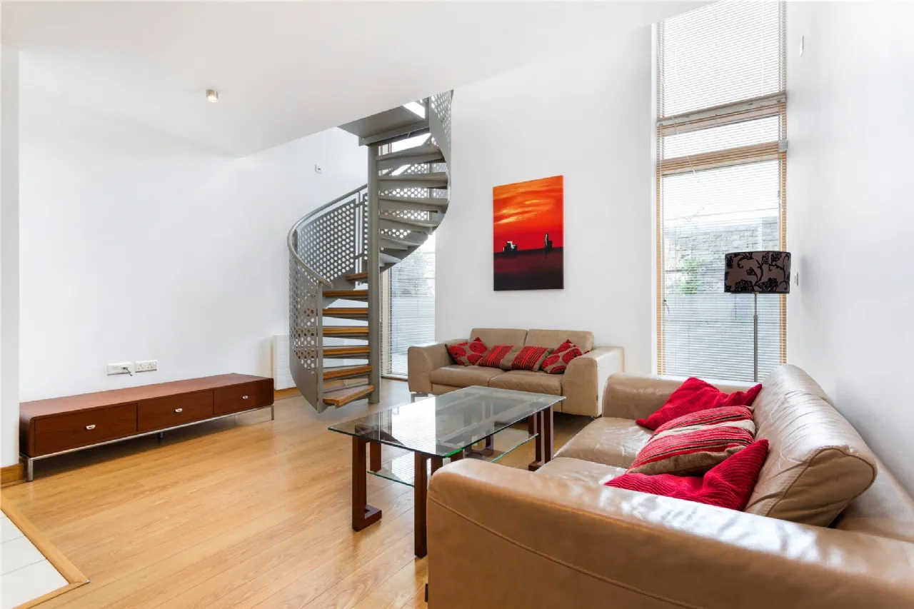 Photo of 6 Hill Of Down House, Spencer Dock, IFSC, Dublin 1, D01 C793